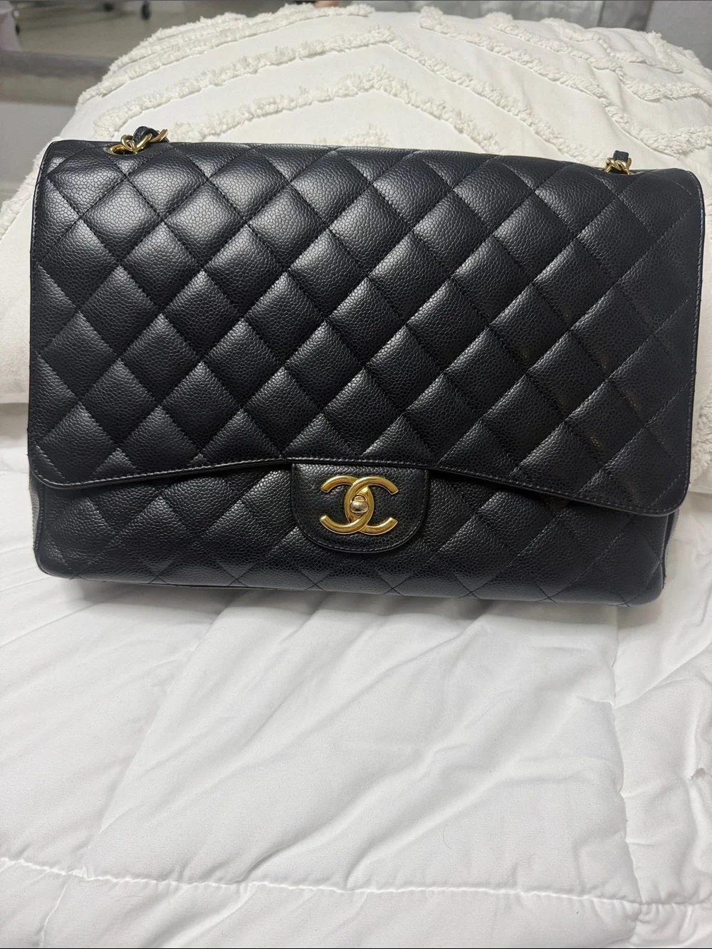 CHANEL Black Quilted Shoulder Bag with Gold Hardware